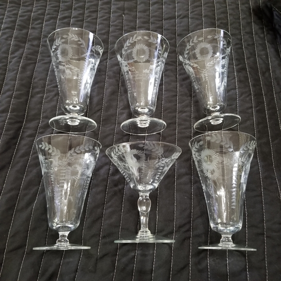 Other - Antique Vintage Six Cut Optic Ribbed Bowl Floral Dot Crystal Stemware